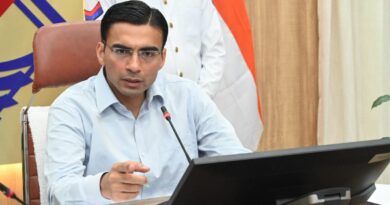मुख्यमंत्री के निर्देश पर जिला प्रशासन का शिक्षा माफियाओं पर प्रहार जारी