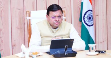 मुख्यमंत्री पुष्कर सिंह धामी ने उच्चाधिकारियों के साथ की समीक्षा बैठक, दिए सख्त निर्देश