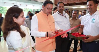 मुख्यमंत्री पुष्कर सिंह धामी ने किया ‘हाउस ऑफ हिमालयाज’ आउटलेट का उद्घाटन