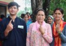 कैबिनेट मंत्री रेखा आर्या ने सुबह अल्मोड़ा जनपद के सोमेश्वर में किया मतदान