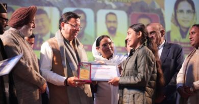 #SashaktUttarakhand: मेधावी अल्पसंख्यक छात्रों के ‘सारथी’ बने CM धामी; शिक्षा और स्वरोजगार के लिए खोला खजाना, UCC पर महिलाओं ने जताया आभार