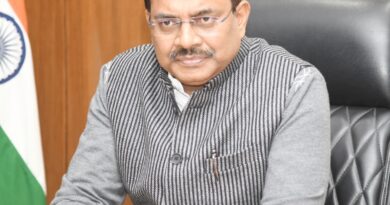 #WinterAlert: “शीतलहर में कोई न रहे बेसहारा”—CM धामी के निर्देश पर मुख्य सचिव ने कसी कमर; बर्फबारी से पहले राशन, दवा और ईंधन का होगा एडवांस स्टॉक