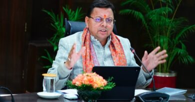 मुख्यमंत्री पुष्कर सिंह धामी ने पुलवामा हमले में शहीद हुए वीर जवानों को दी श्रद्धांजलि