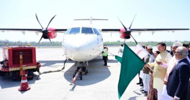 मुख्यमंत्री पुष्कर सिंह धामी ने देहरादून-पिथौरागढ़-देहरादून विमान सेवा का किया शुभारंभ