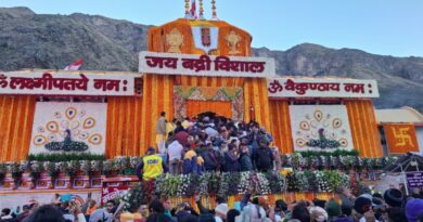 विधि-विधान के साथ खुले बद्रीनाथ धाम के कपाट, ‘जय बद्री विशाल’ के जयकारों से गूंजा धाम