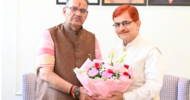 कृषि मंत्री गणेश जोशी से मिले पंतनगर विश्वविद्यालय के नव नियुक्त कुलपति प्रो. शिवेन्द्र कश्यप