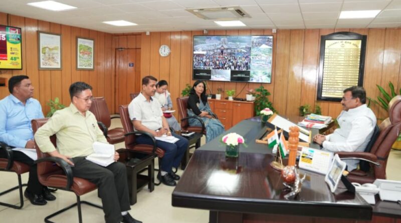 मुख्य सचिव आनंद बर्द्धन ने खाद्य, नागरिक आपूर्ति एवं उपभोक्ता मामले विभाग के साथ की समीक्षा बैठक