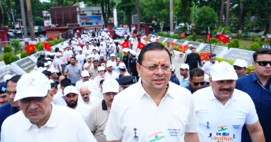 कारगिल विजय दिवस पर गूंजा देवभूमि का शौर्य: सीएम धामी ने शहीदों को दी श्रद्धांजलि, ‘रन फॉर कारगिल हीरोज’ मैराथॉन को दिखाई हरी झंडी
