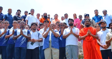 मालाग्राम पहुंचे मुख्यमंत्री धामी, औषधीय वनस्पतियों के संरक्षण और हर्बल पर्यटन पर दिया जोर