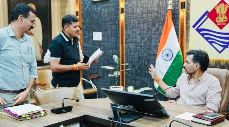 सीएसआर फंड से गांवों में विकसित होंगी मूलभूत सुविधाएंः-डीएम डॉ. आशीष चौहान सीएसआर फंड से गांवों में विकसित होंगी मूलभूत सुविधाएंः-डीएम डॉ. आशीष चौहान